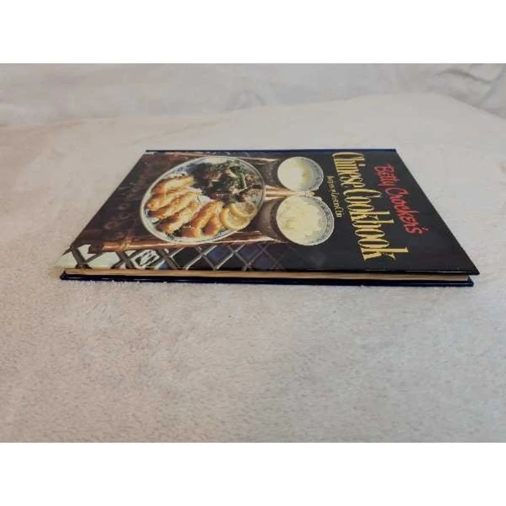 Betty Crocker Chinese Cookbook Recipes by Leeann Chin 1981 Vintage Hardcover